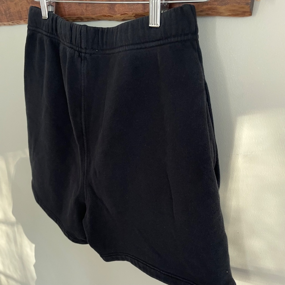 Mate the Label | High Rise Organic Cotton Fleece Sweat Short Black XS - Picture 4 of 8